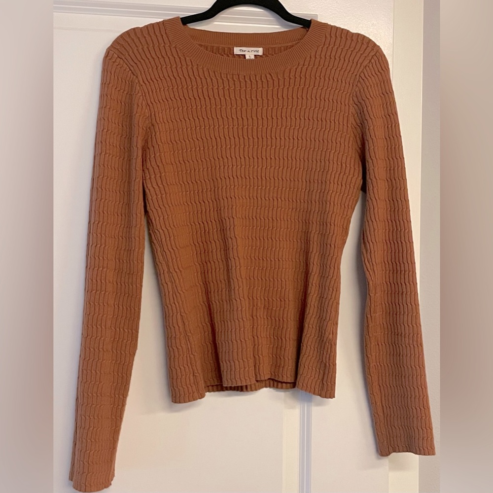 Softest sweater. Lightweight